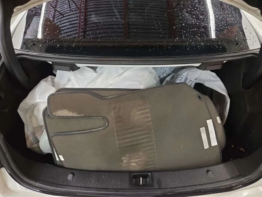 Mercedes-Benz E 400 AMG-pack* Night-pack* 360* H&K* Pano* + ����+ ���� | Mobile.bg � ����������� 14