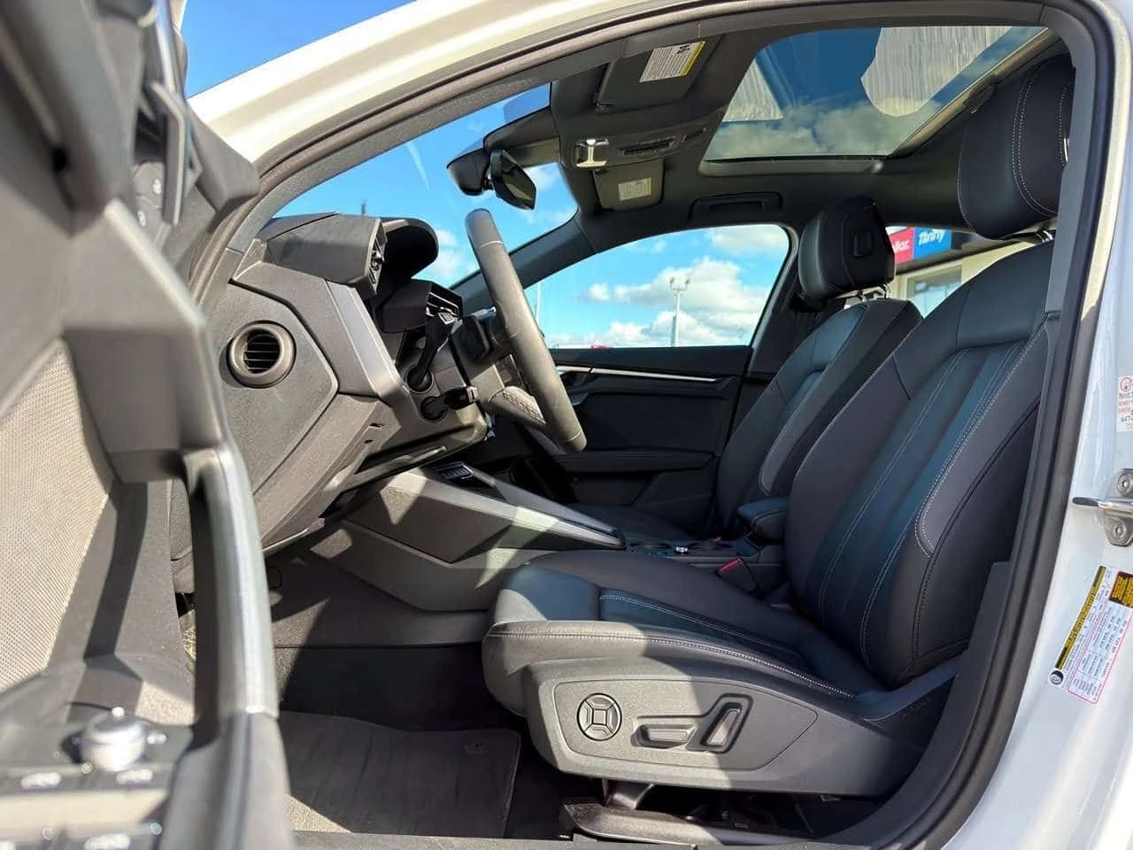 Audi A3 * 40 Progressiv quattro AWD S Line Sport Package | | Mobile.bg � ����������� 16