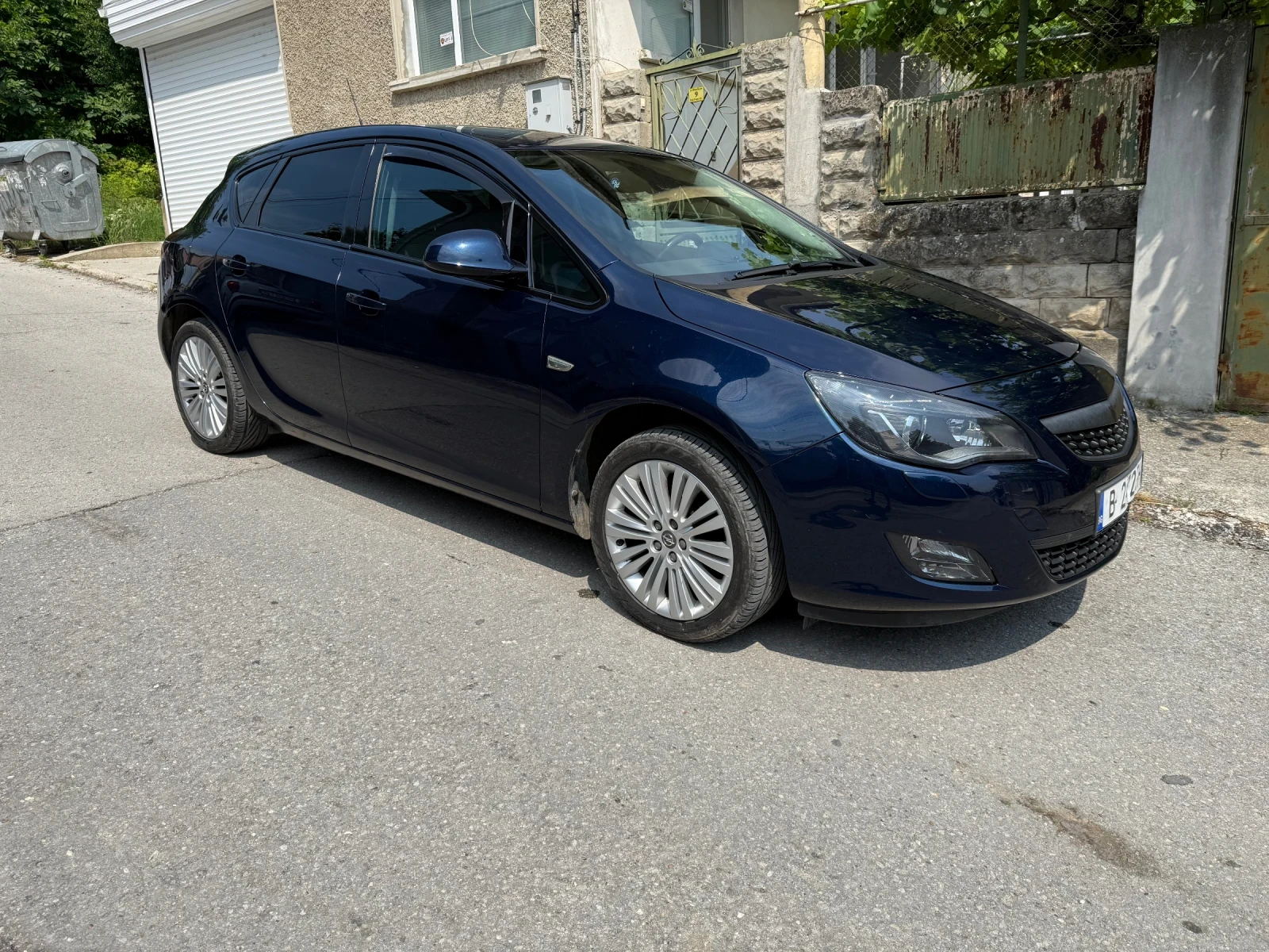 Opel Astra, снимка 2 - Автомобили и джипове - 55678519