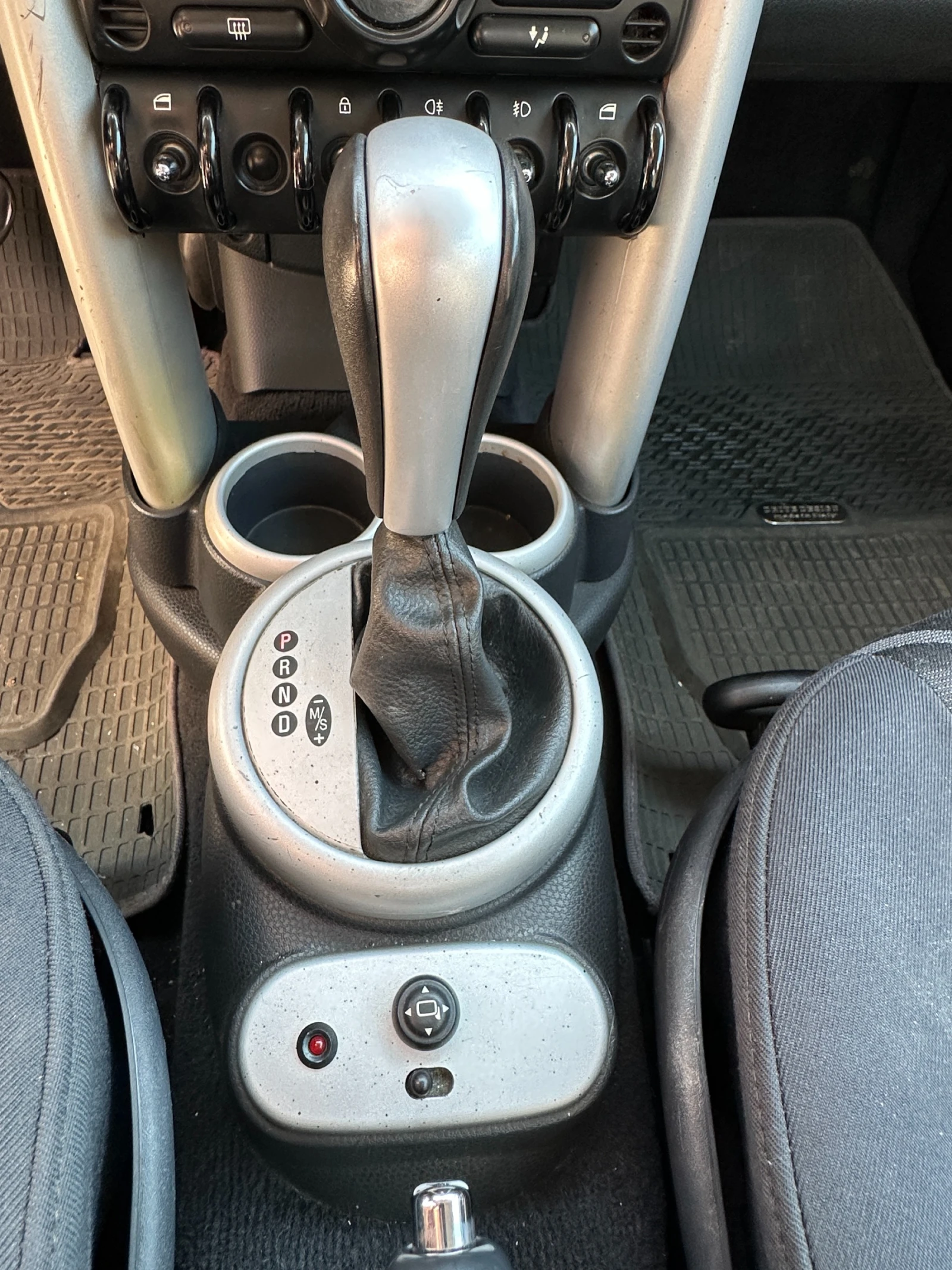 Mini Cooper 1.6i, снимка 12 - Автомобили и джипове - 56634635