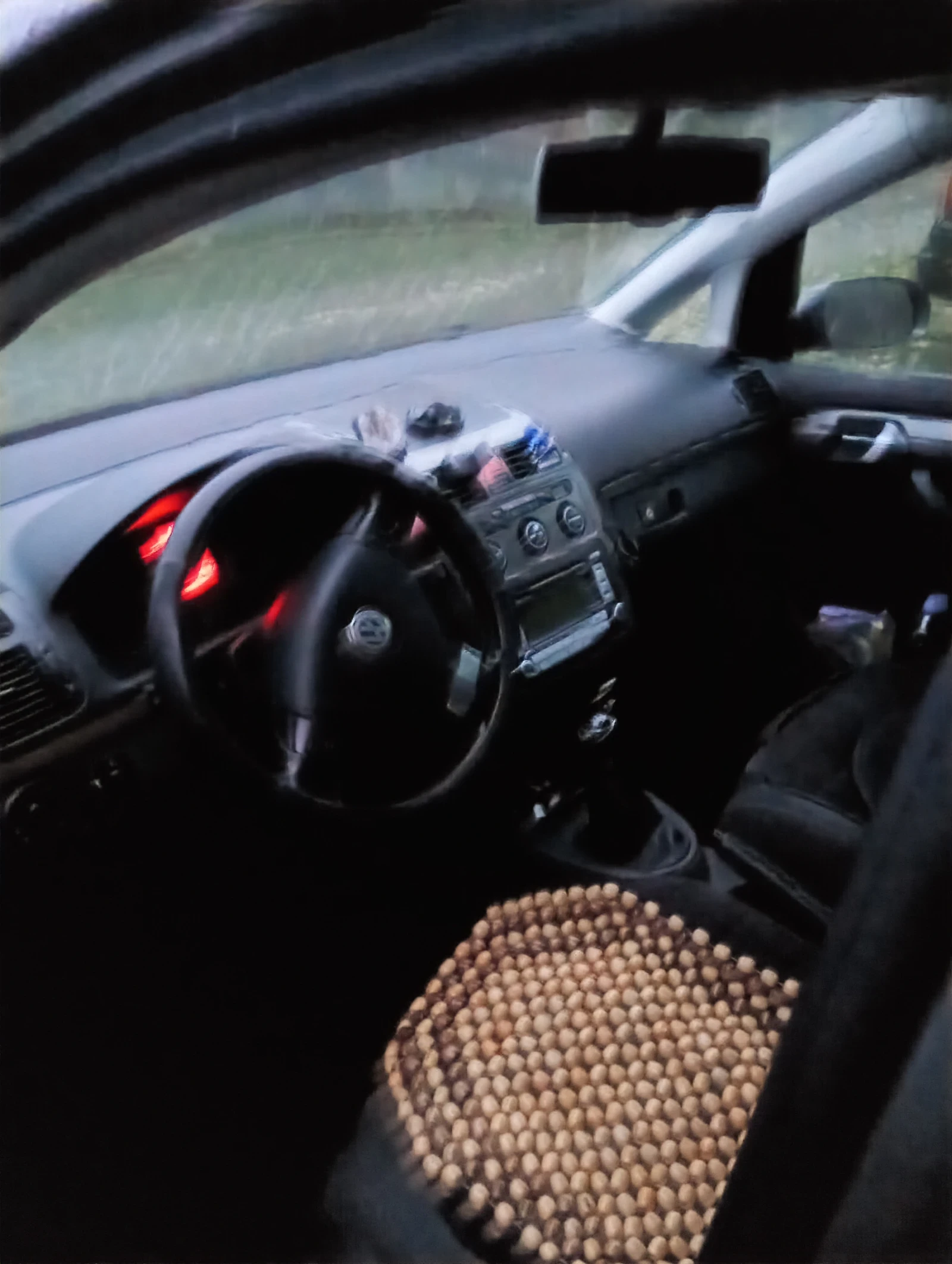 VW Touran 2.0 Ecofuel , снимка 7 - Автомобили и джипове - 56735566