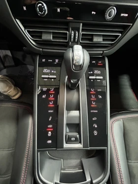 Porsche Macan GTS Sport Chrono, снимка 5