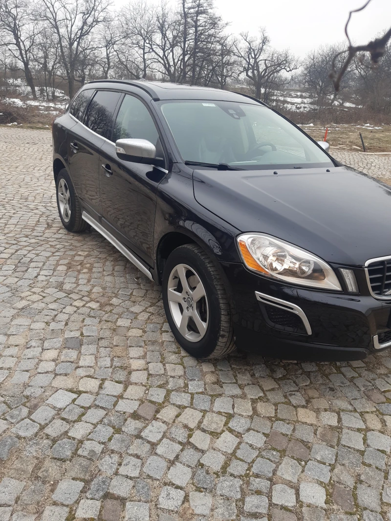 Volvo XC60 R дизайн, снимка 10 - Автомобили и джипове - 49565023