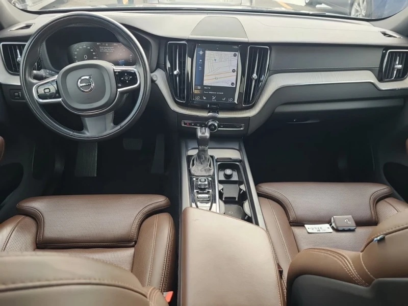 Volvo XC60 Inscripton* Камера* Обдух* Подгрев, снимка 8 - Автомобили и джипове - 52317860