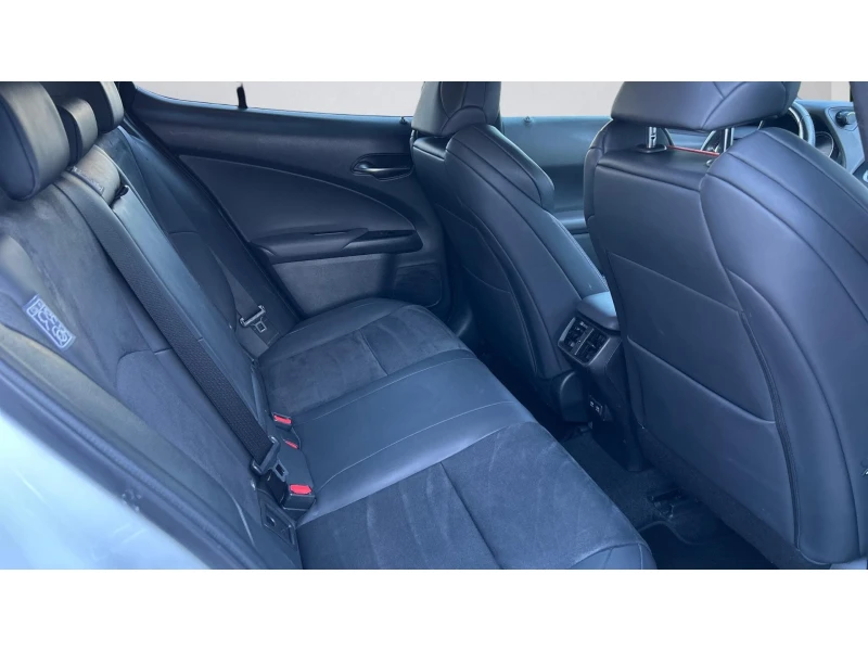 Lexus UX 250h Месечна вноска от 530  , снимка 7 - Автомобили и джипове - 53007268