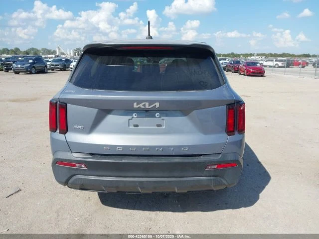 Kia Sorento LX 2.5L - изображение 6