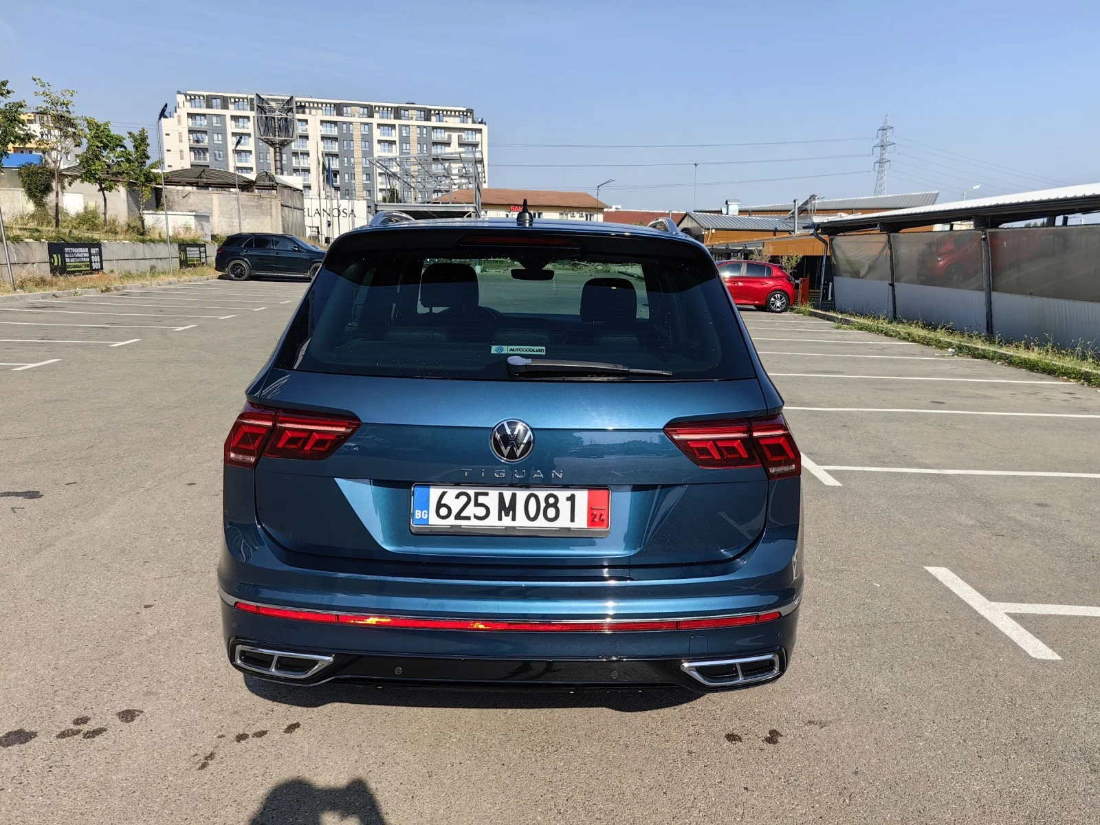 VW Tiguan 2.0TDI R-LINE - изображение 5