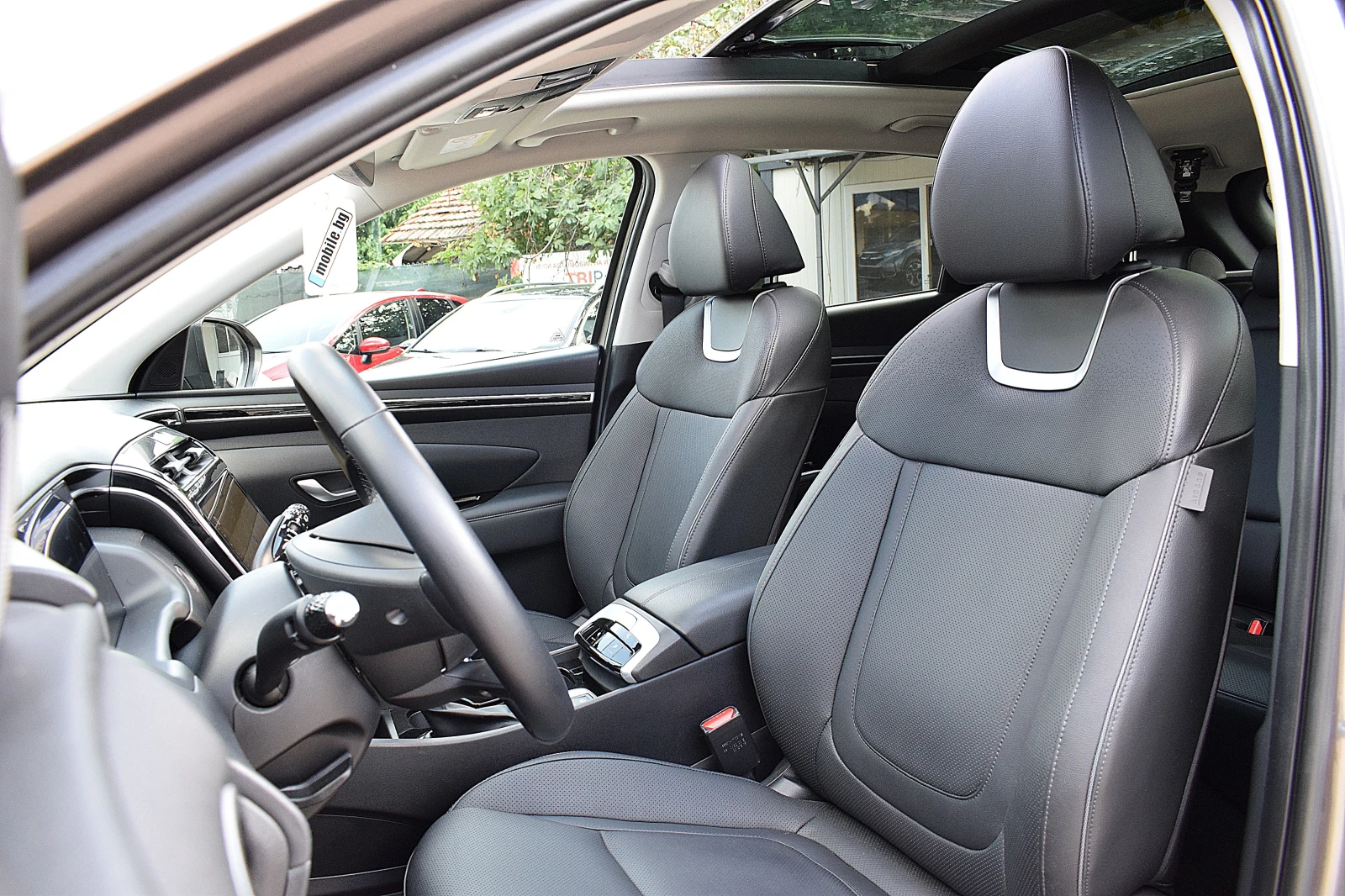 Hyundai Tucson 1.6ШВЕЙЦАРИЯ-ДИСТРОНИК/КОЖА/НАВИ/LANE ASSIST/ПАНОР - изображение 10