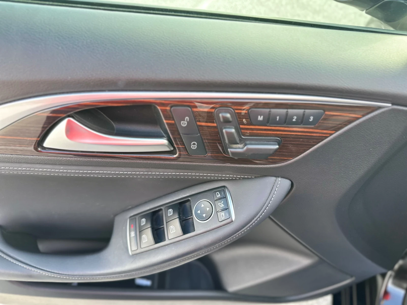 Infiniti Q30 Q30 2.2d AWD Premium   170 к.с., 61000km !!! - изображение 8