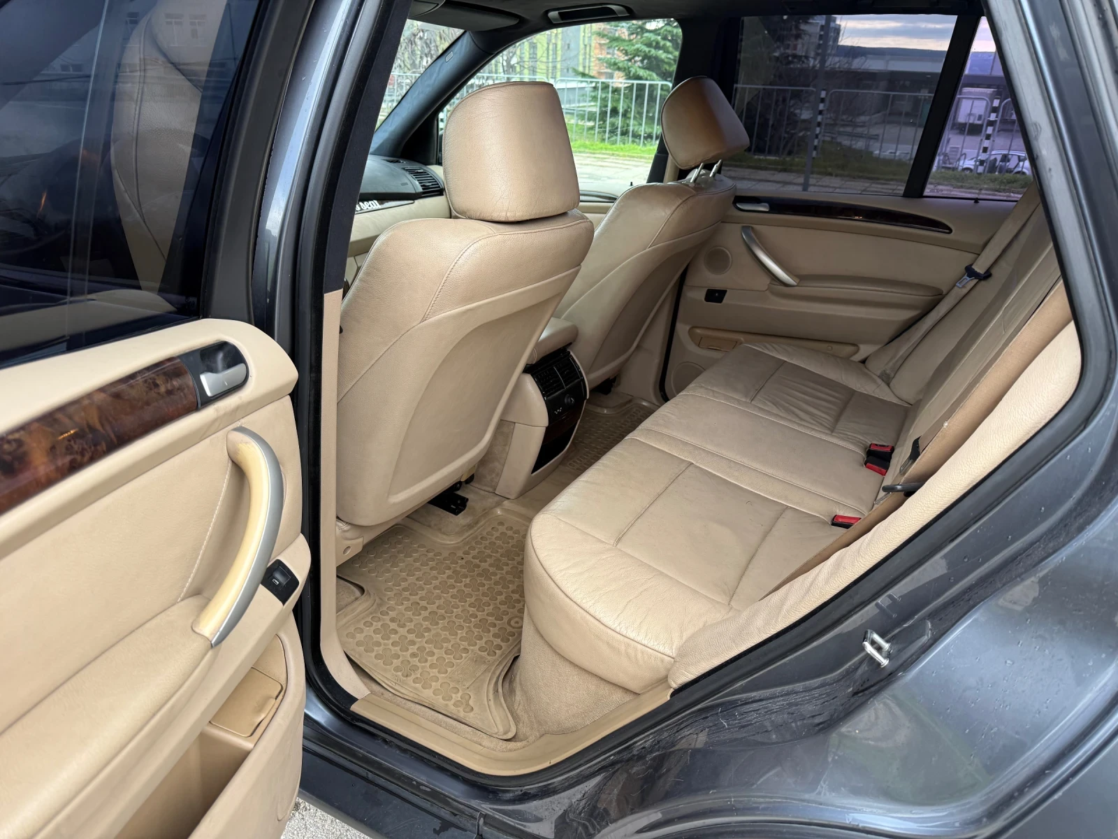 BMW X5  - изображение 7