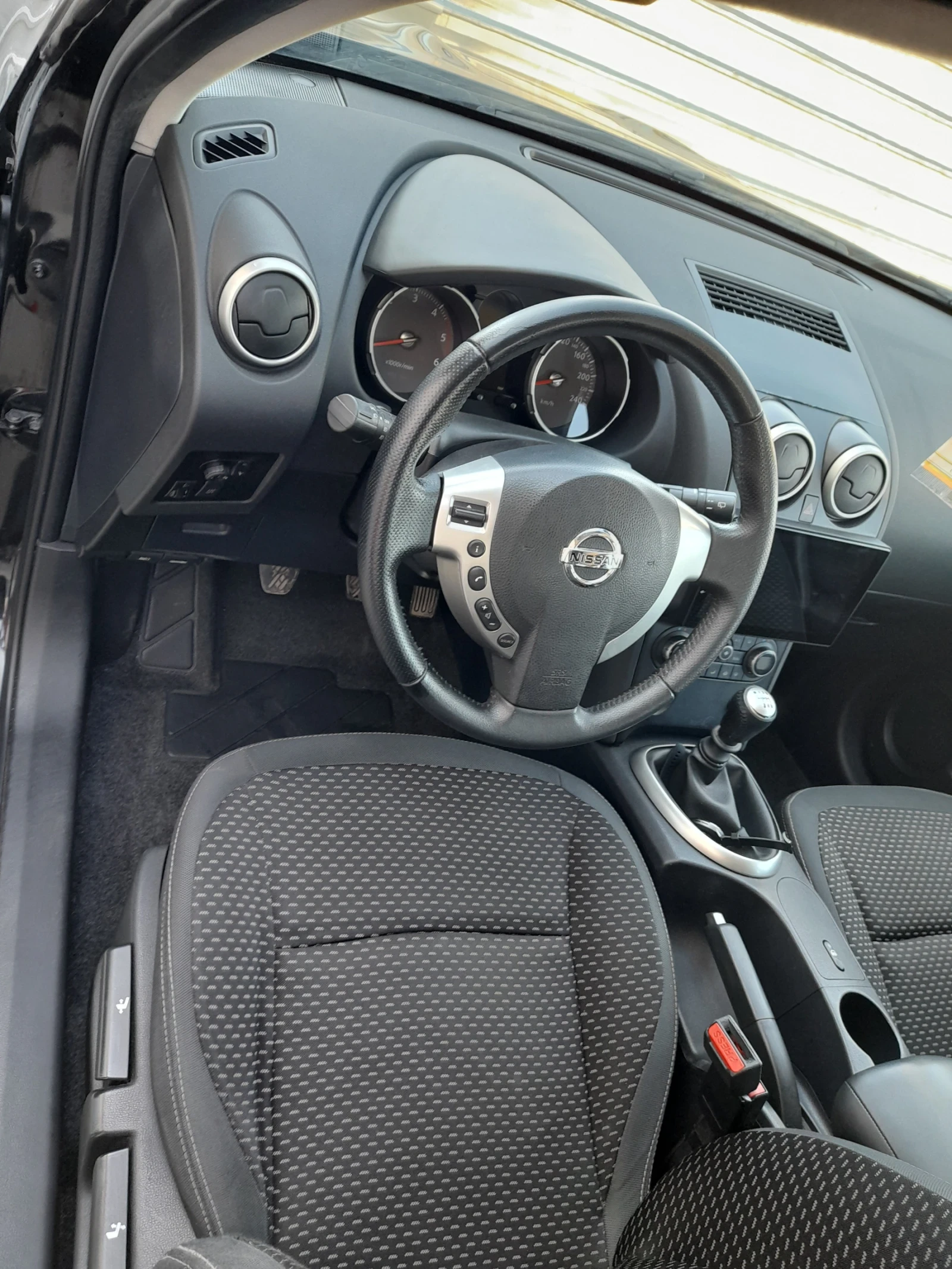 Nissan Qashqai 1.5 dci 103hp. - изображение 8