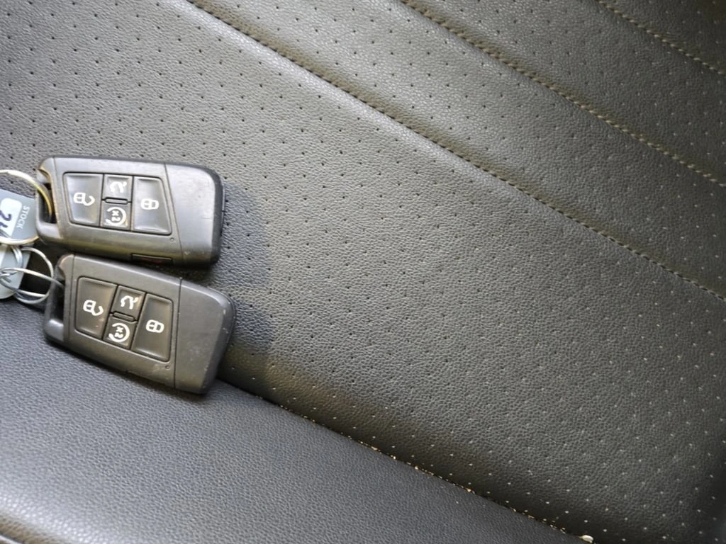 VW Tiguan R LINE BLACK EDITION * CARFAX *  | Mobile.bg � ����������� 8