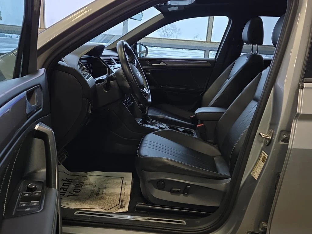 VW Tiguan R LINE BLACK EDITION * CARFAX *  | Mobile.bg � ����������� 5