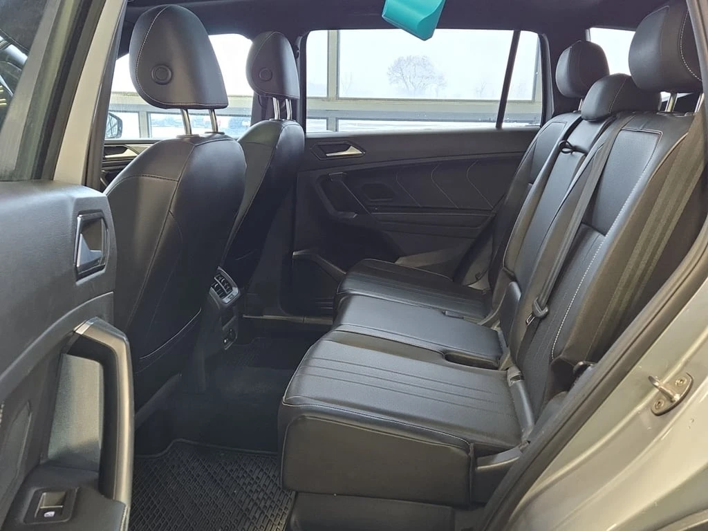 VW Tiguan R LINE BLACK EDITION * CARFAX *  | Mobile.bg � ����������� 12