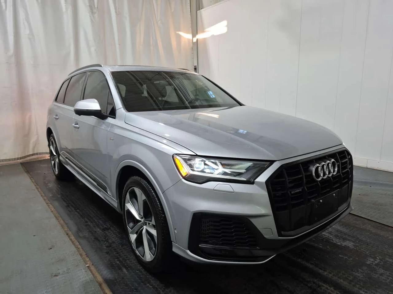 Audi Q7 ОБДУХВАНЕ* ПАНО* 2 КЛЮЧА* 7 МЕСТЕН ПАМЕТ * , снимка 2 - Автомобили и джипове - 54318252