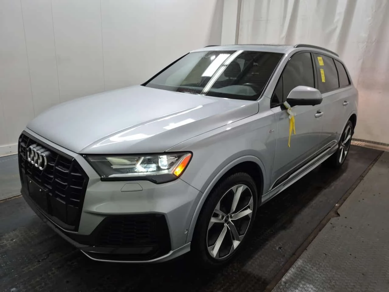 Audi Q7 ОБДУХВАНЕ* ПАНО* 2 КЛЮЧА* 7 МЕСТЕН ПАМЕТ * 