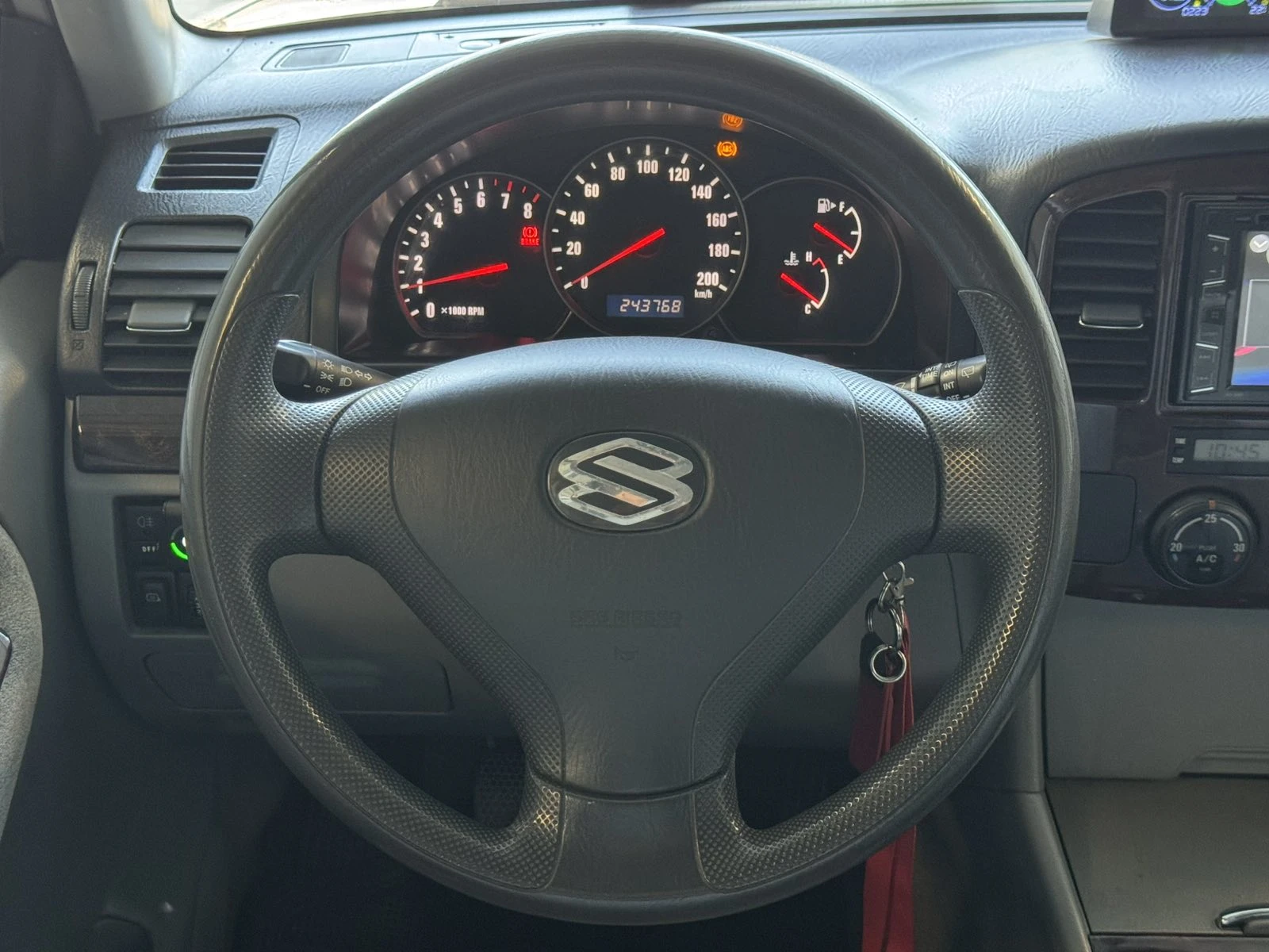 Suzuki XL-7 XL 2.7 Газ/Бензин, снимка 10 - Автомобили и джипове - 54335859