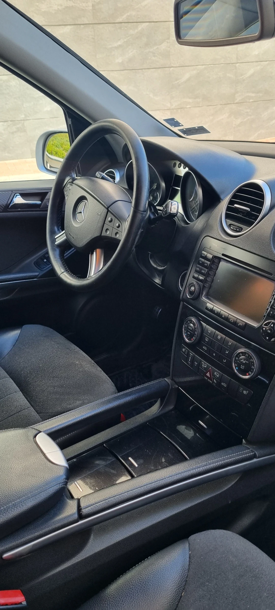 Mercedes-Benz ML 320 Off road pack, снимка 7 - Автомобили и джипове - 54639303