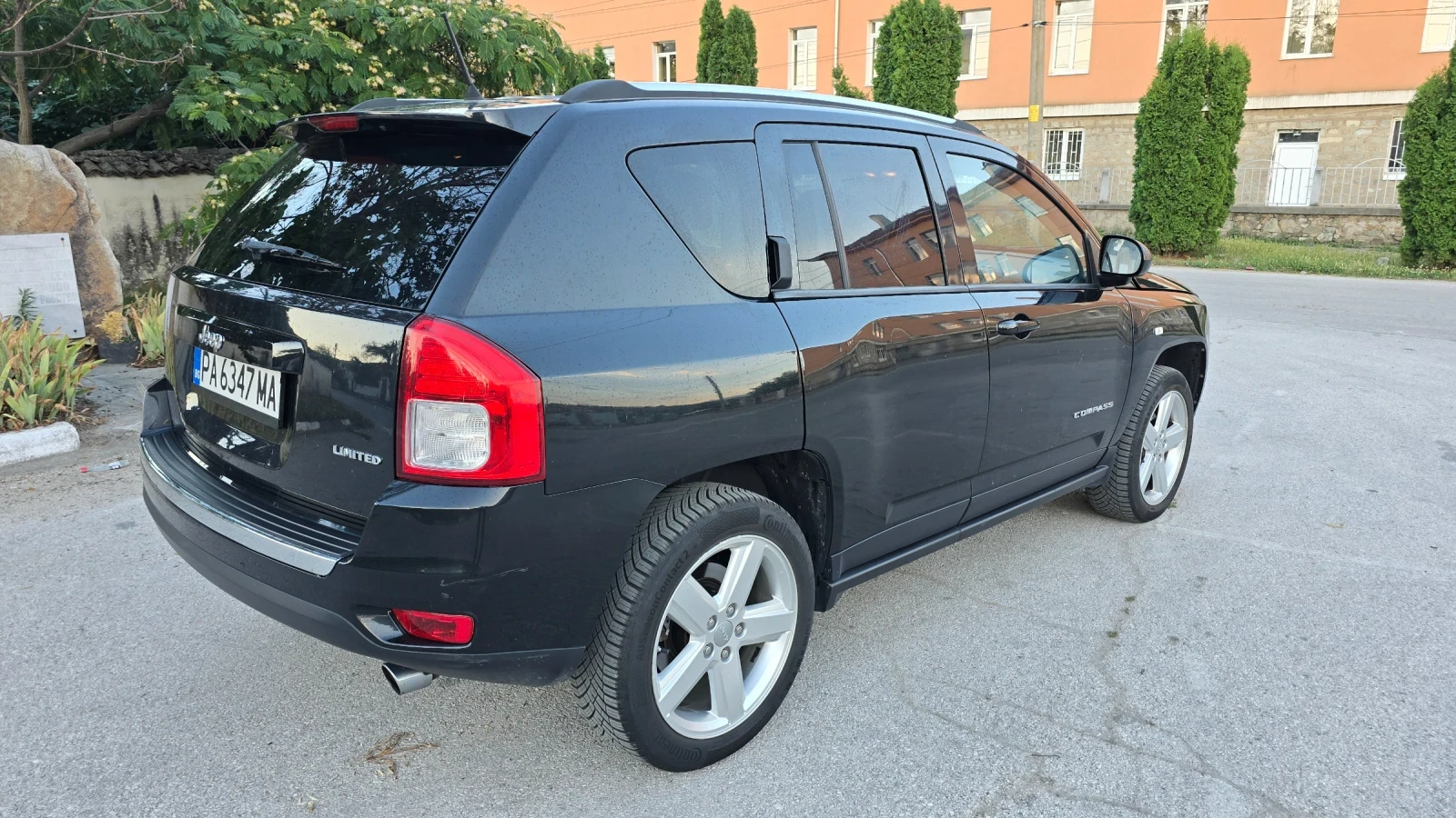 Jeep Compass, снимка 4 - Автомобили и джипове - 55104990