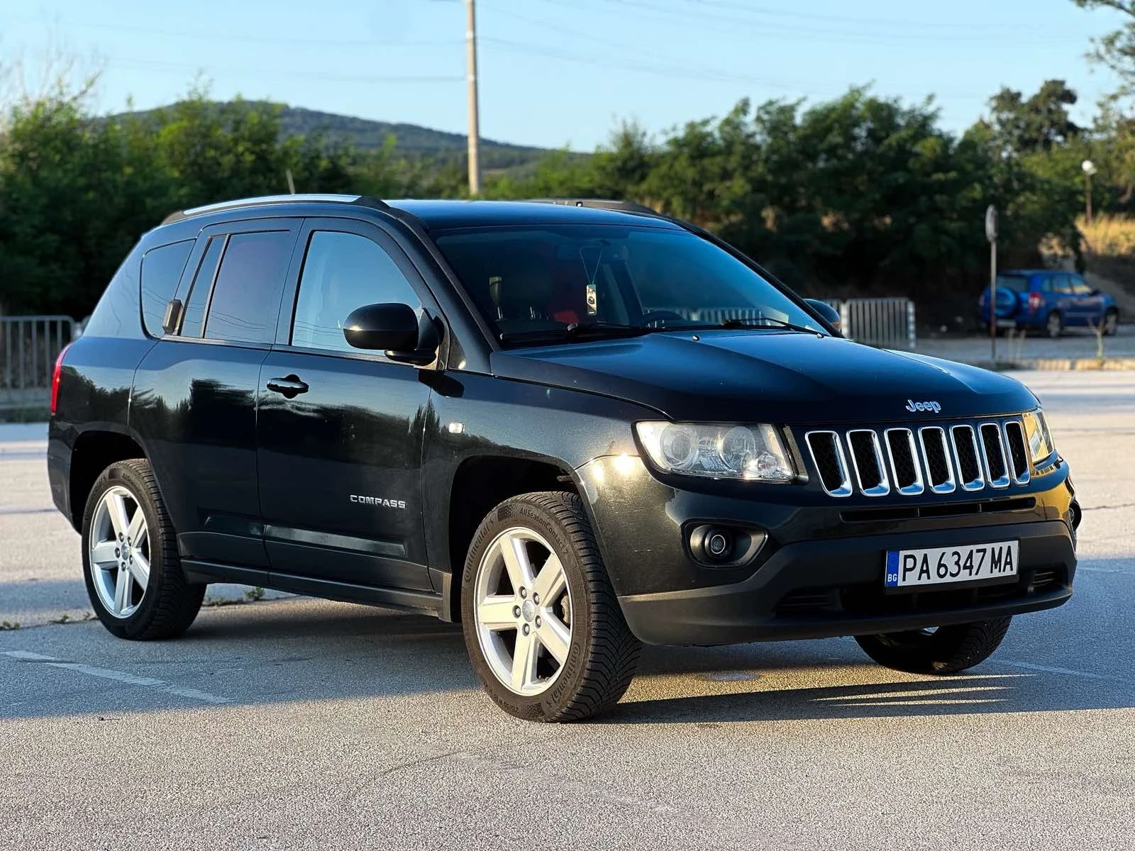 Jeep Compass LIMITED, 4x4, 2.4, GPL, Напълно Обслужен, снимка 2 - Автомобили и джипове - 55456187