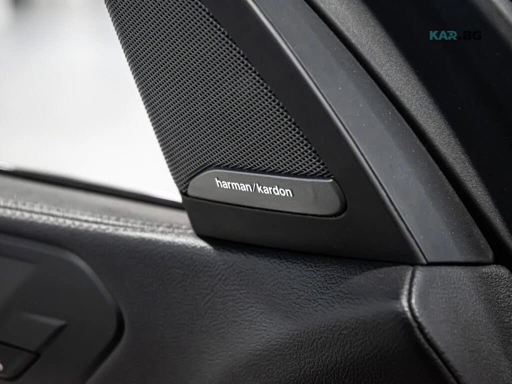 BMW X5 xDrive40i * M-Package *  AвтоКредит * (ЦЕНА ДО БГ), снимка 13 - Автомобили и джипове - 55177518