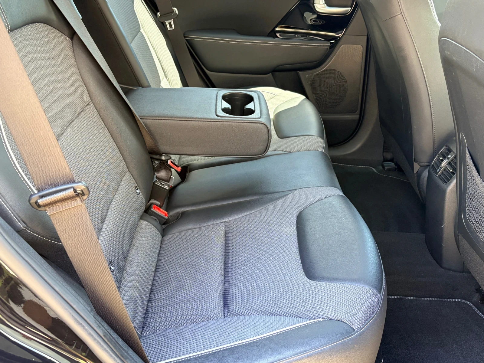 Kia Niro 64kw 204kc FACELIFT!!! TERMOPOMPA!!! PANORAMA!!! | Mobile.bg � ����������� 13