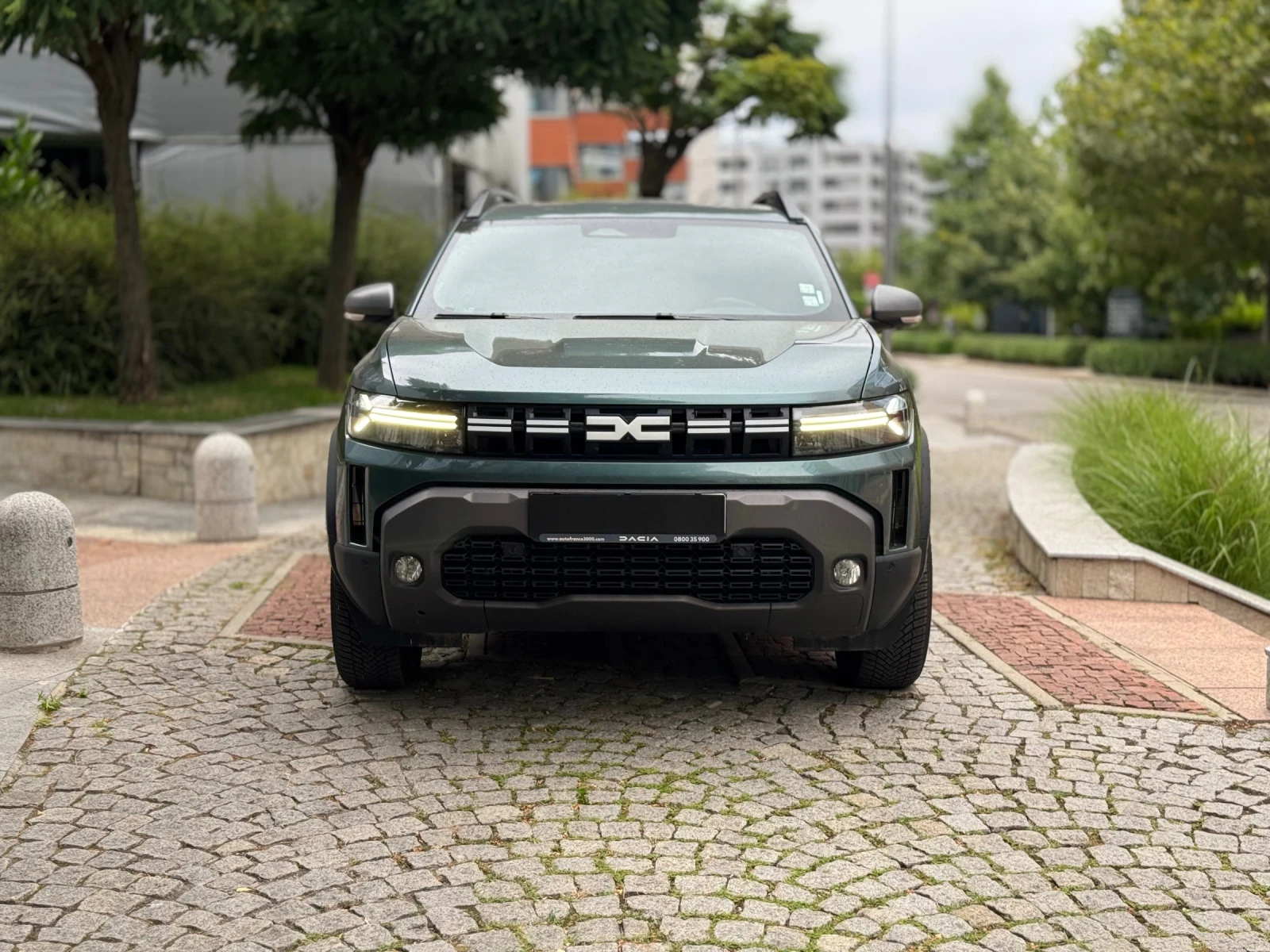 Dacia Duster Journey* 4x4* 1.2 TCe-Mild Hybrid, снимка 2 - Автомобили и джипове - 55413429
