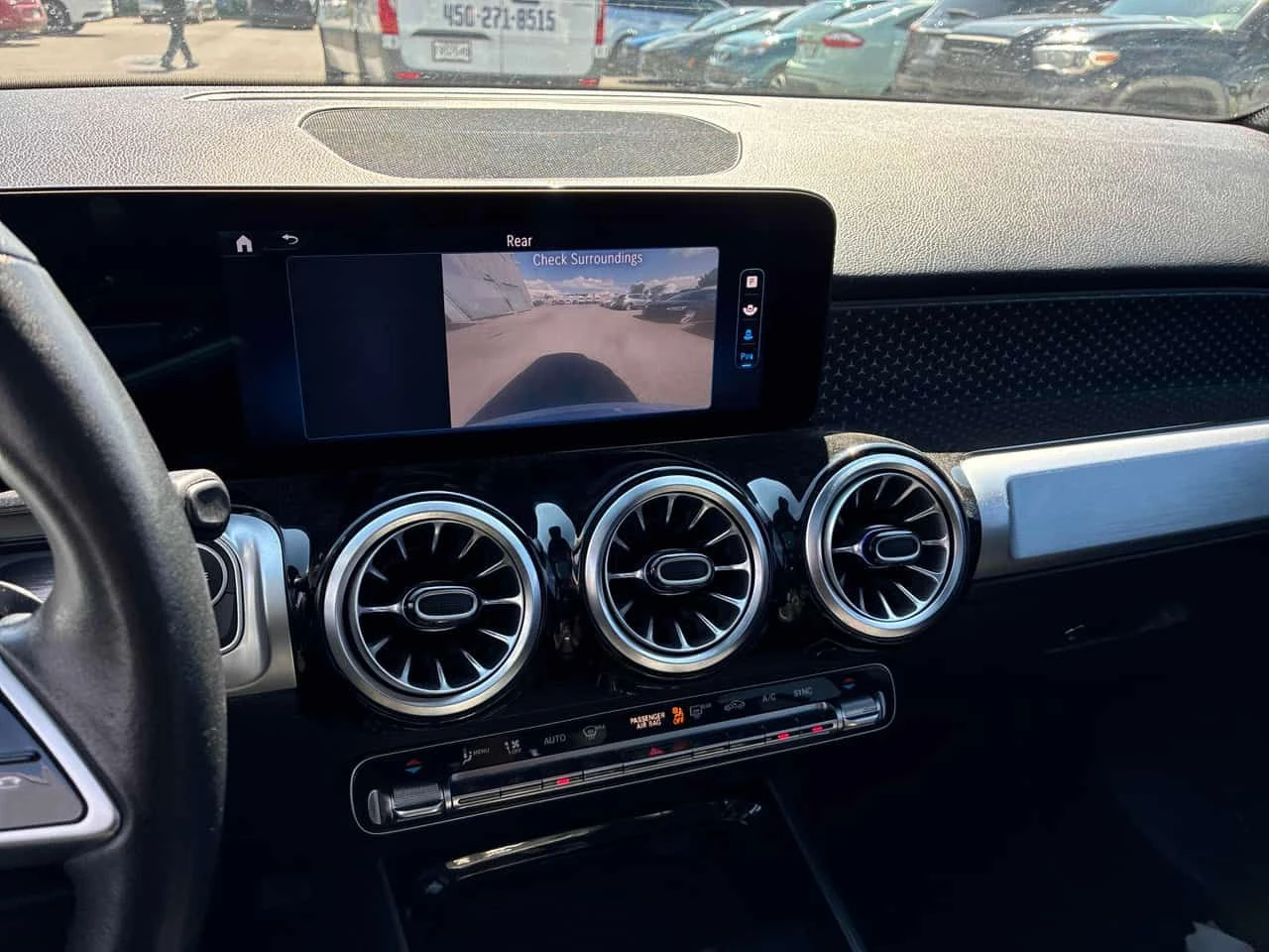 Mercedes-Benz GLB 250 4MATIC | ГЛАВНО ПРЕДСТАВИТЕЛСТВО НА MERCEDES, снимка 10 - Автомобили и джипове - 55670878