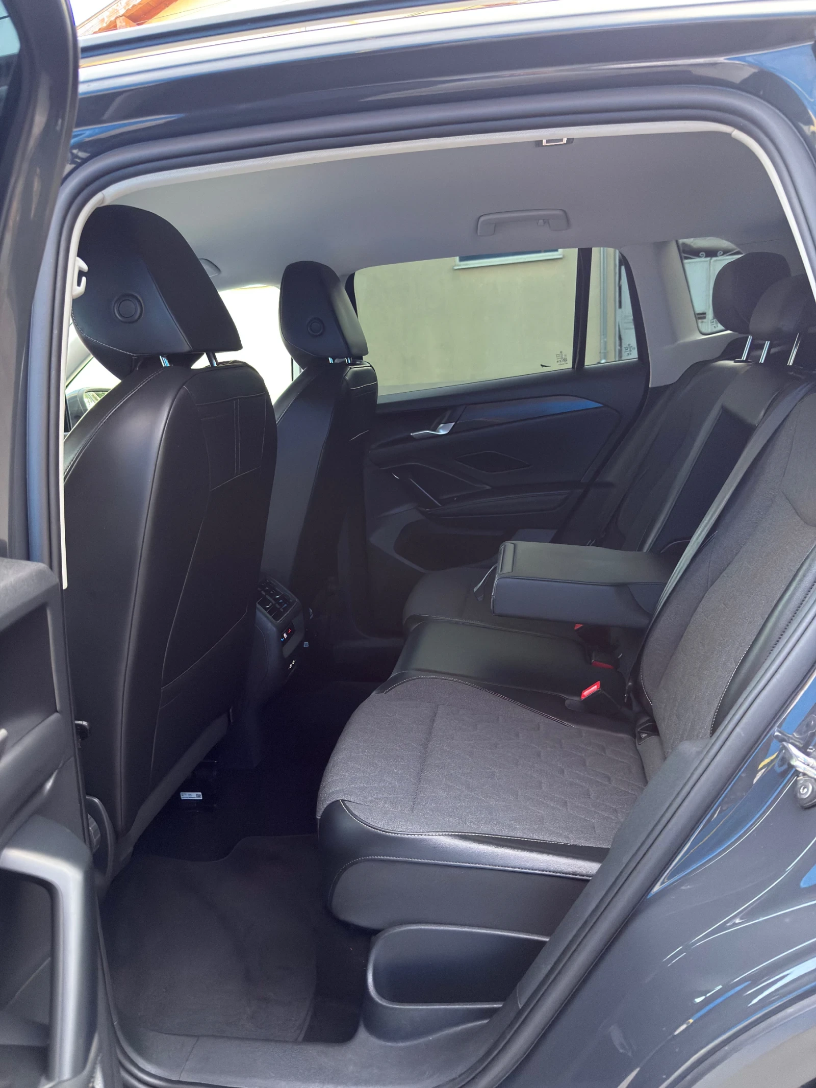 VW Tiguan 4Motion TDI | 193 �.�| DSG| ��������| FULL | Mobile.bg � ����������� 17