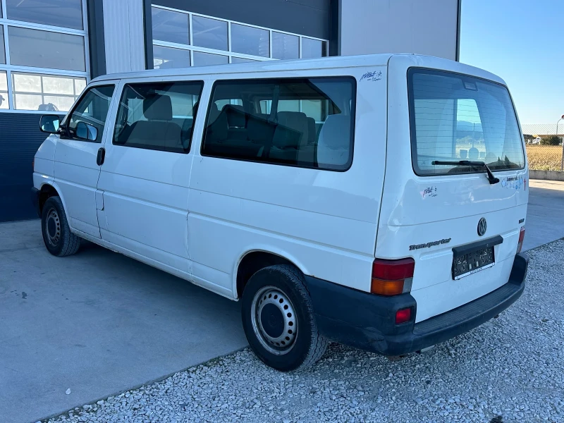 VW Transporter 2.5/88кс МАКСИ климатик 9места, снимка 4 - Бусове и автобуси - 47606634