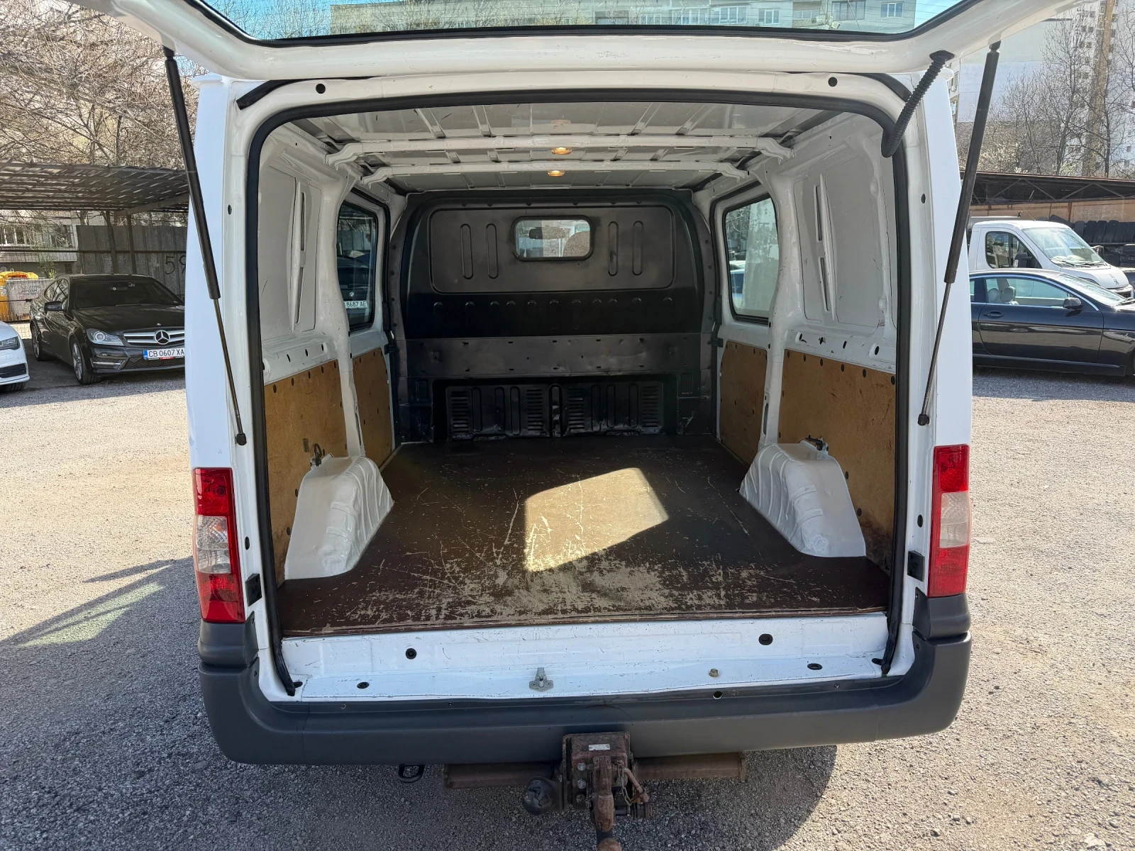 Ford Transit  330 S 2.3 16V, 145 HP, снимка 11 - Бусове и автобуси - 53697066