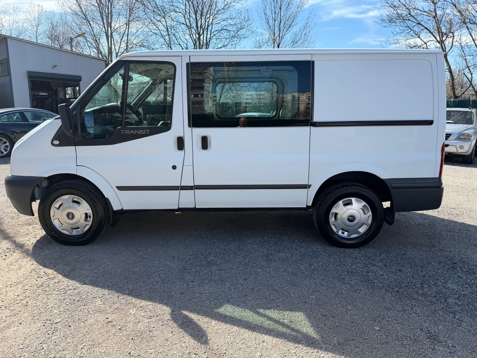 Ford Transit  330 S 2.3 16V, 145 HP, снимка 6 - Бусове и автобуси - 53697066