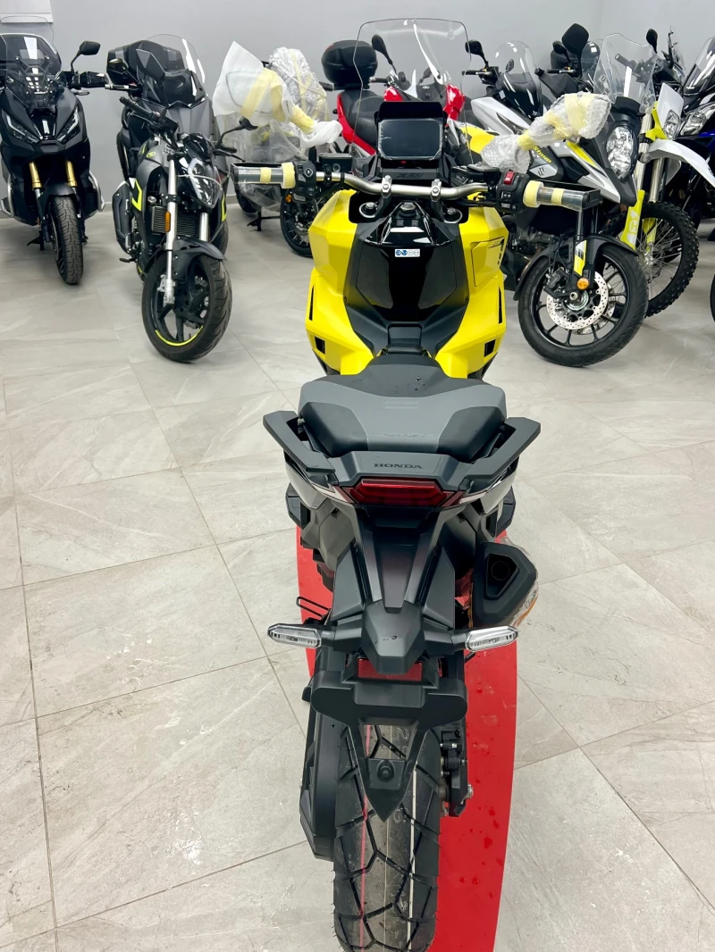 Honda X-ADV 750 Gold Finch Yellow - Фабрично нов!, снимка 7 - Мотоциклети и мототехника - 49694942