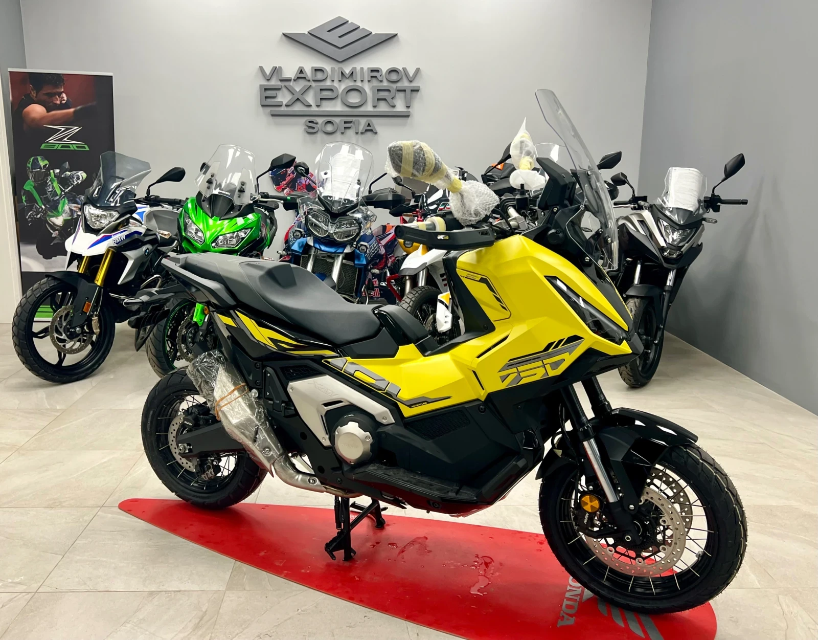 Honda X-ADV 750 Gold Finch Yellow -  ! | Mobile.bg   1