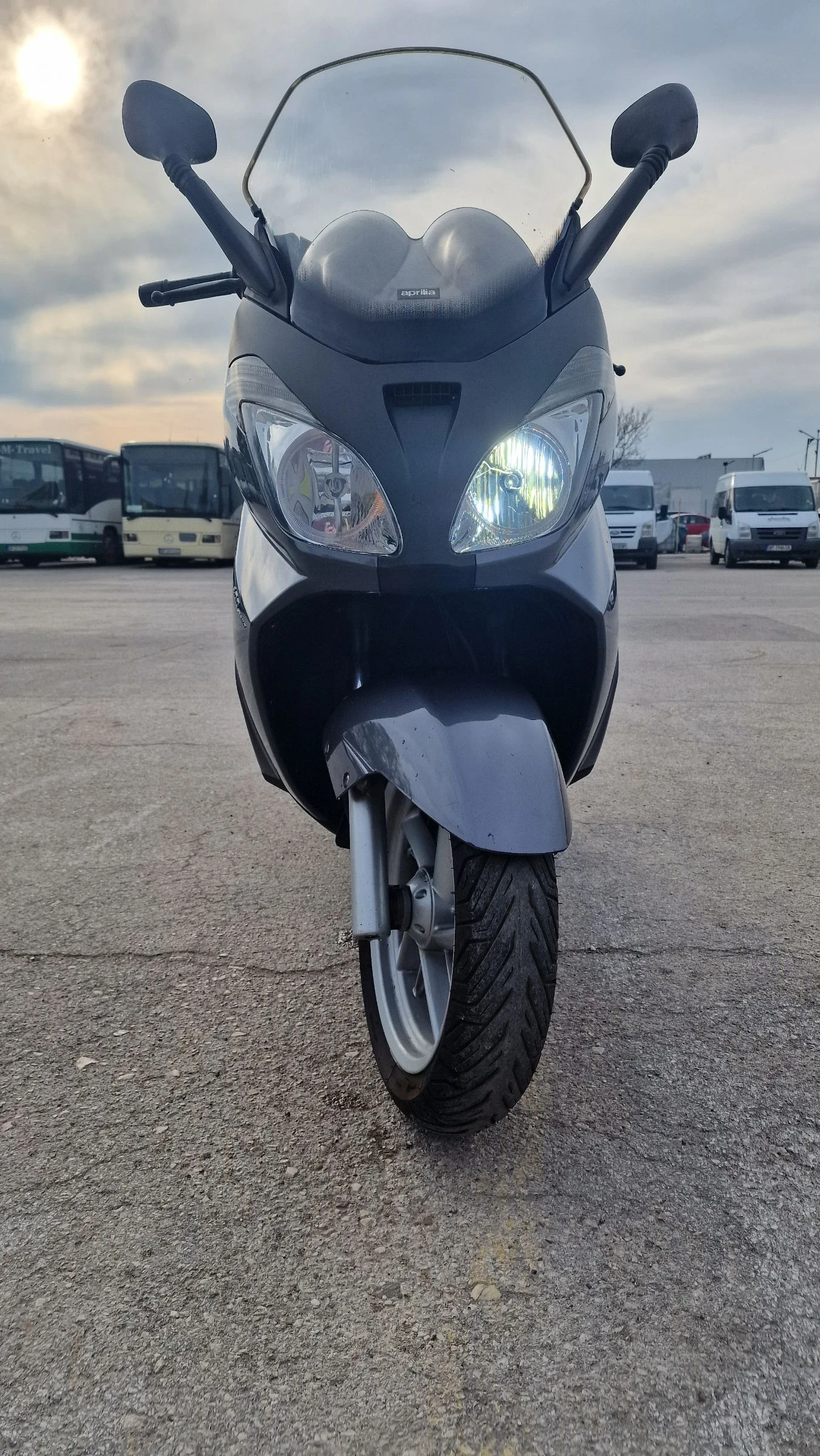 Aprilia Atlantic 400i, снимка 9 - Мотоциклети и мототехника - 54214238