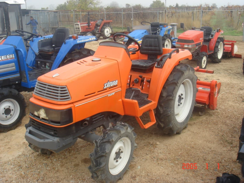 Трактор Kubota СКАЙТРАК