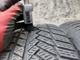 Гуми Зимни 255/60R18, снимка 4