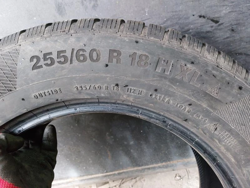 Гуми Зимни 255/60R18, снимка 8 - Гуми и джанти - 36274437