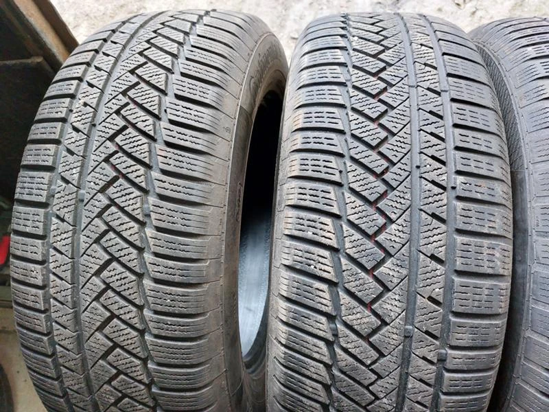 Гуми Зимни 255/60R18, снимка 2 - Гуми и джанти - 36274437