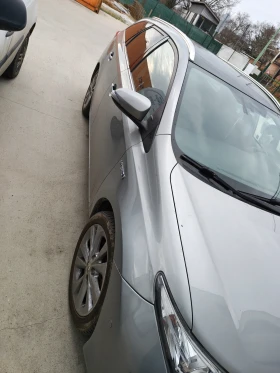 Toyota Auris Комби, снимка 1