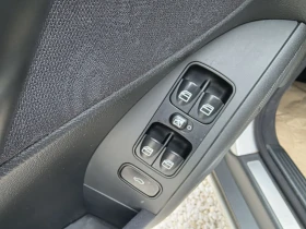 Mercedes-Benz C 200 Климатроник Темпомат Подгрев , снимка 16