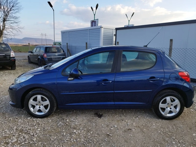 Peugeot 207 1.4i 74кс, снимка 4 - Автомобили и джипове - 39721614