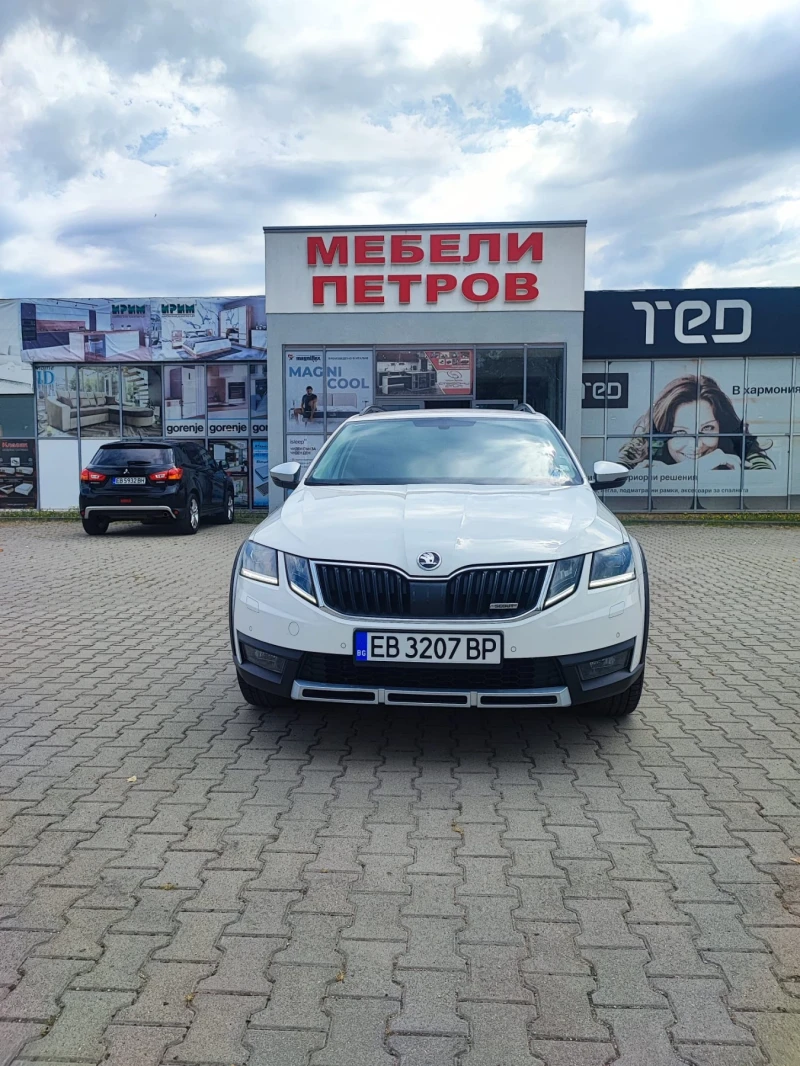 Skoda Octavia SCOUT 2.0 150hp, снимка 1 - Автомобили и джипове - 46820261