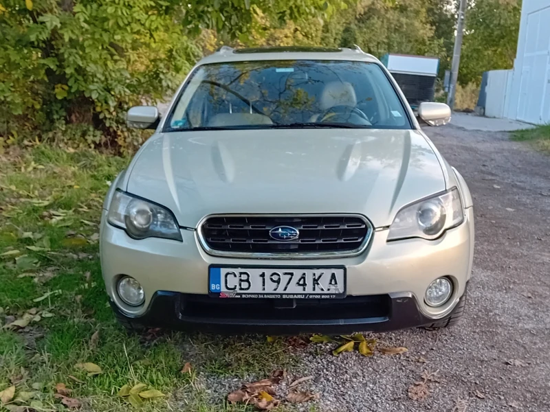 Subaru Outback 3.0 H Автомат Газ, снимка 3 - Автомобили и джипове - 47539433