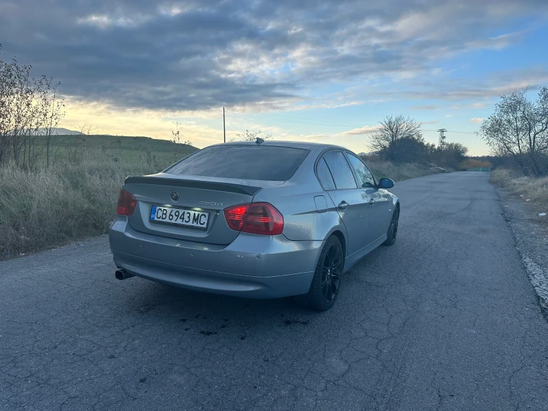 BMW 320 2.0D 163к.с НАВИ, снимка 4 - Автомобили и джипове - 47915308