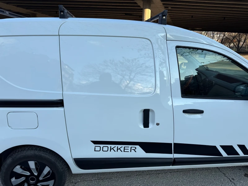 Dacia Dokker Фабрична газ, снимка 14 - Автомобили и джипове - 48977395