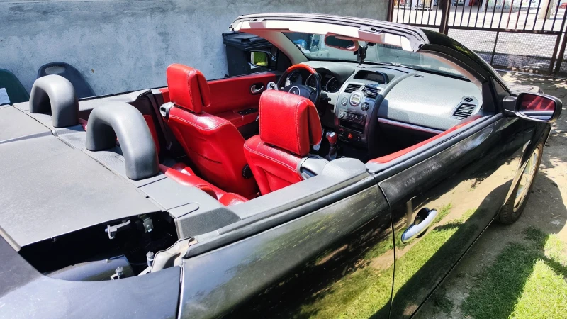 Renault Megane 1.9 dci, снимка 7 - Автомобили и джипове - 51970606