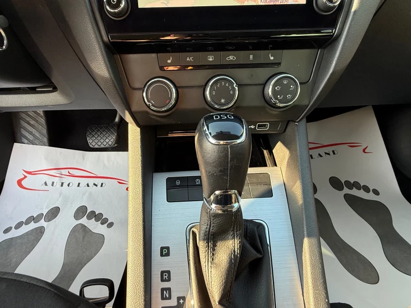 Skoda Octavia LED/NAVI/CARPLAY/ПЕЧКА/СОБСТВЕН ЛИЗИНГ, снимка 11 - Автомобили и джипове - 51507205