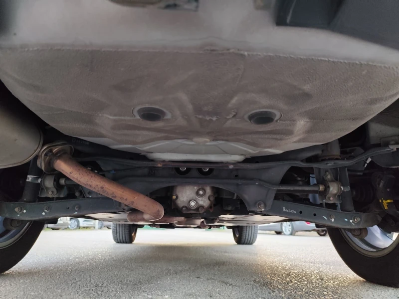 Subaru Outback 2.5i Luxury Швейцария , снимка 9 - Автомобили и джипове - 51737916