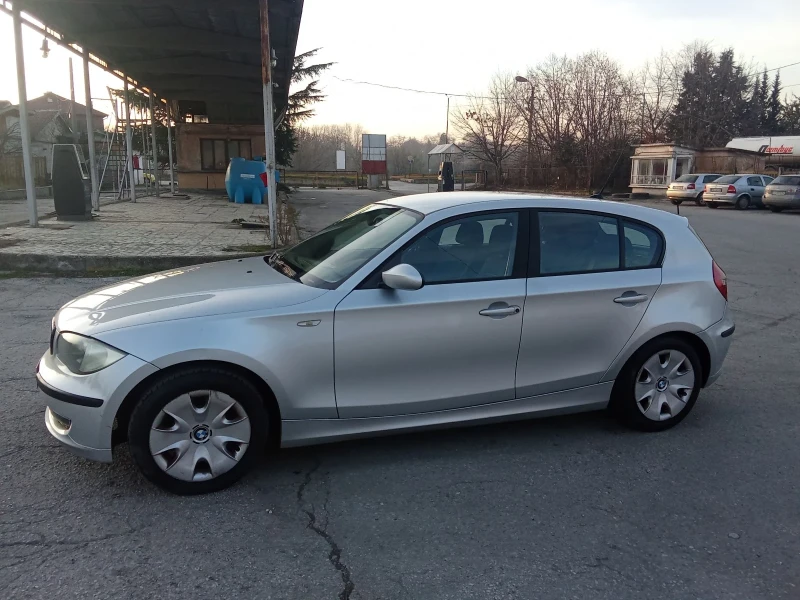 BMW 118 Фейс, снимка 3 - Автомобили и джипове - 52840645